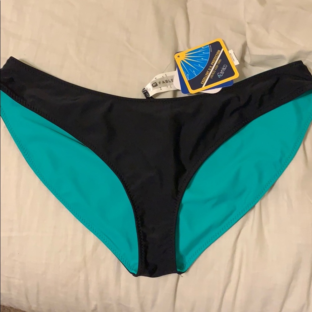 NWT Fabletics Olivia Reversible Bikini Bottom